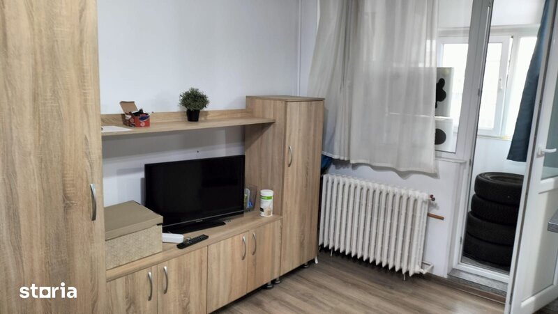 Obor, Colentina, Teiul Doamnei, langa sectia 7 politie,