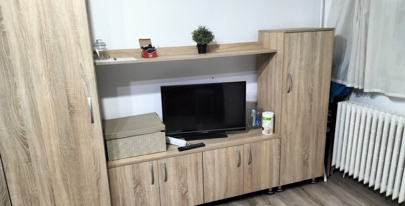 Obor, Colentina, Teiul Doamnei, langa sectia 7 politie,